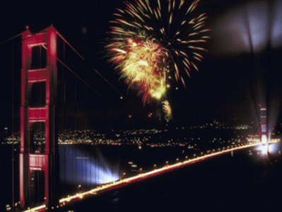 So77_fireworks-san-fran-bridge